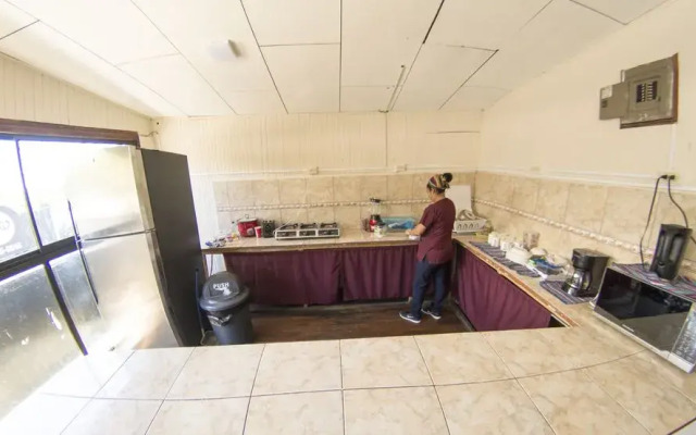 Monteverde Hostel Downtown