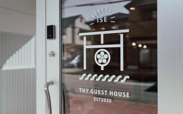 THY Guest House - Hostel