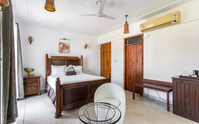 OYO Premium Morjim Riverfront