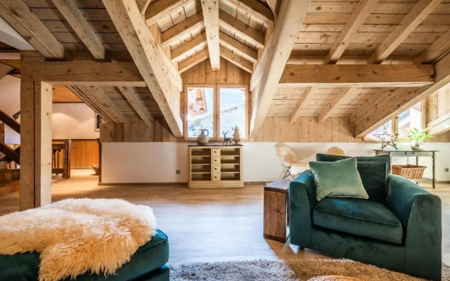 Chalet Chu Lo Dou Le Praz Courchevel - by EMERALD STAY