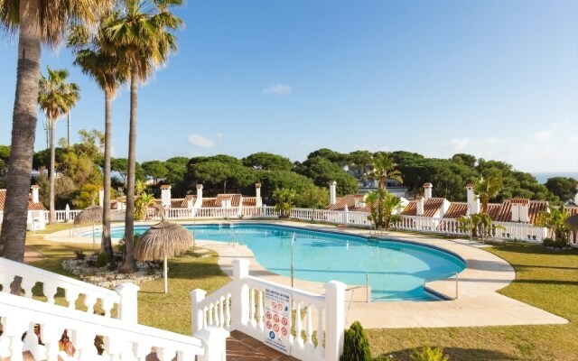 Preciosa casa con piscina comunitaria en Benalmádena