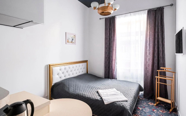 Pushkinskaya "Wine palette"