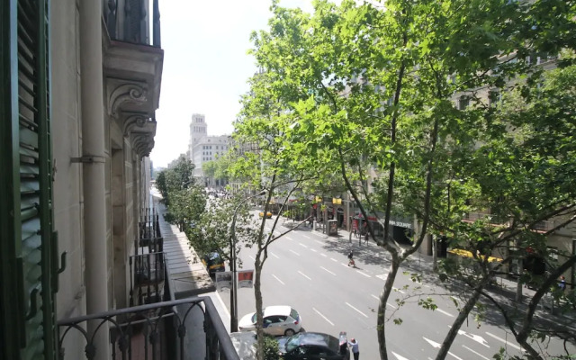 Apartamento con Inmejorable UbicaciÃ³n al lado de Las Ramblas