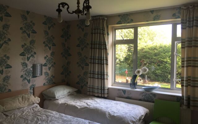 Edgware Bed and Breakfast