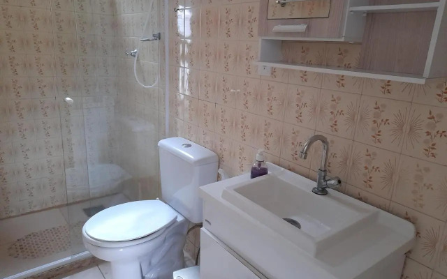 casa funcional, aconchegante e a 2 quadras da praia