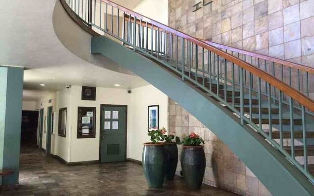 Ilikai Marina Studio City View Condos with Fully Equipped Kitchens & Free Wifi