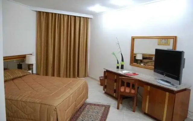 Hotel Diplomat