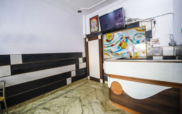 OYO 24753 Hotel Preet