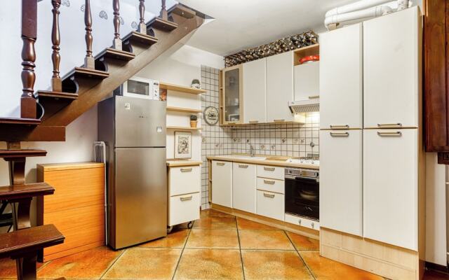 Piazza Maggiore Duplex Apartment