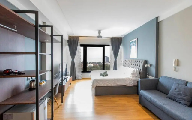 Unique Tropicana Seaview Luxury Studio Suite