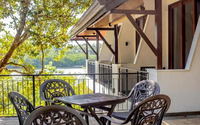 Kalapuwa Resort