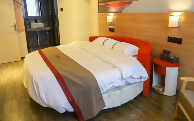 Thank Inn Hotel Shaanxi Yuncheng Ruicheng County Dongmao Plaza