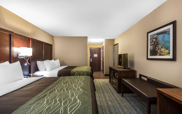 Comfort Inn Bay City - Riverfront