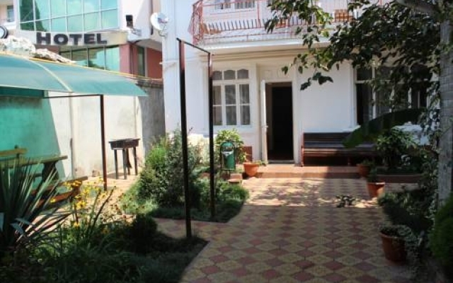 Guest House on Prosveshcheniya 36A