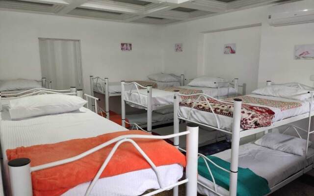 Hostel Canto dos Passáros
