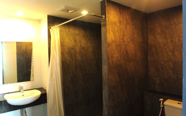@Baan Bangsare Resotel