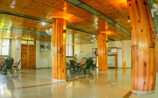 OYO 13328 Rainwood Residency