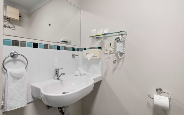 Metro Hotel Perth City
