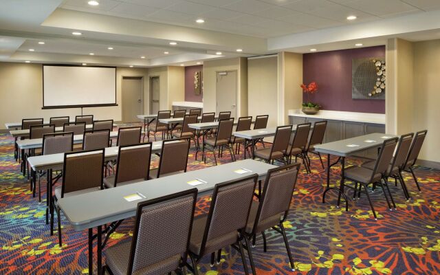 Hampton Inn & Suites St. Louis/Alton