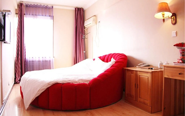 Chengde Xinhe 521 Theme Hotel