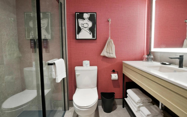 Sheraton Laval Hotel