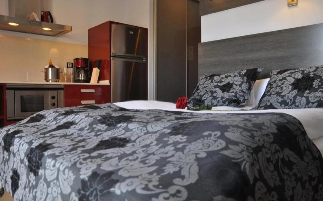 Casablanca Suites