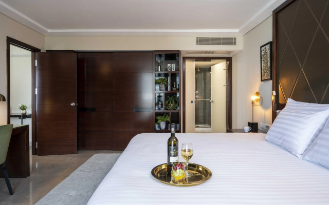 Crowne Plaza Tel Aviv Beach by IHG