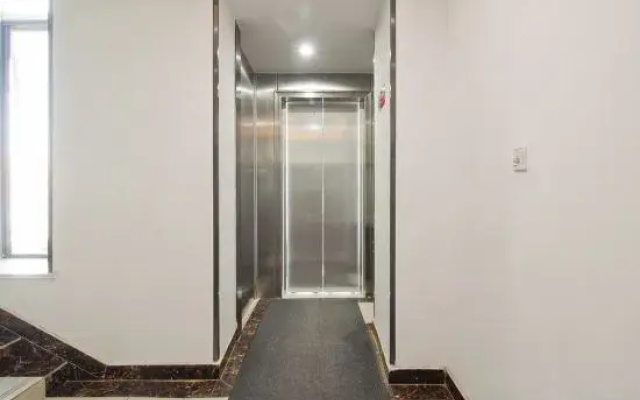 Vatica Hotel (Hefei High-Speed Rail South Station Sushong Road)