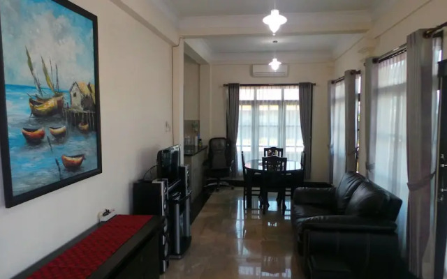 Medewi Manor