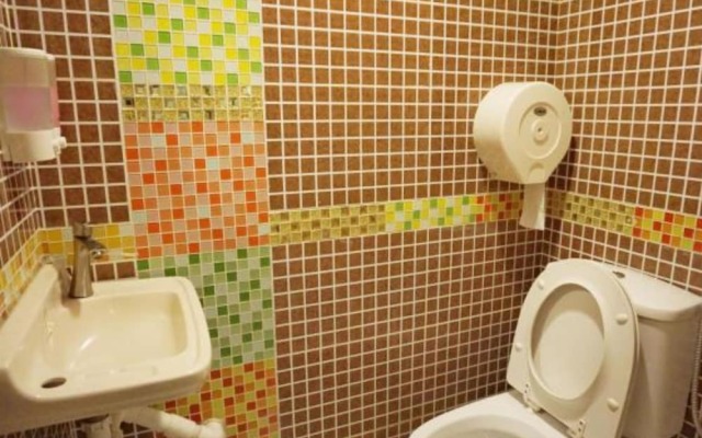 Cool Budget Hostel