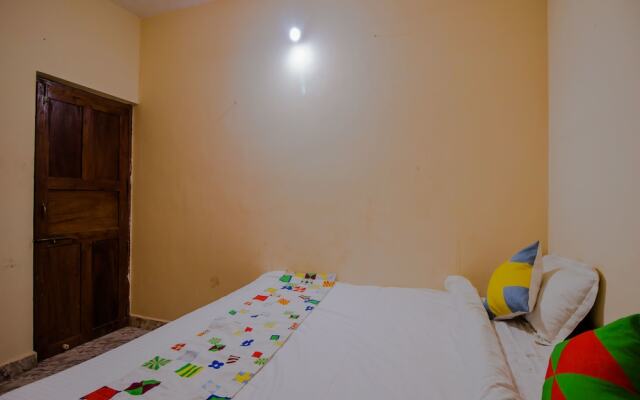 OYO 14063 Home 1BHK Near by Ashwem beach