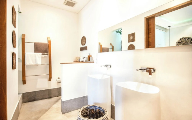 Niko2 · Marvelous 5 Bedroom Villa Close to Finns