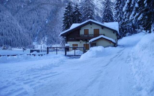 Appartamenti Chalet al Lago