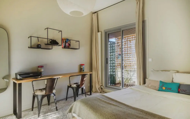 Paris Center Latin residence