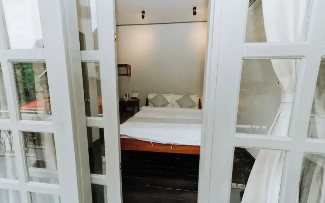 Samailaos Residence