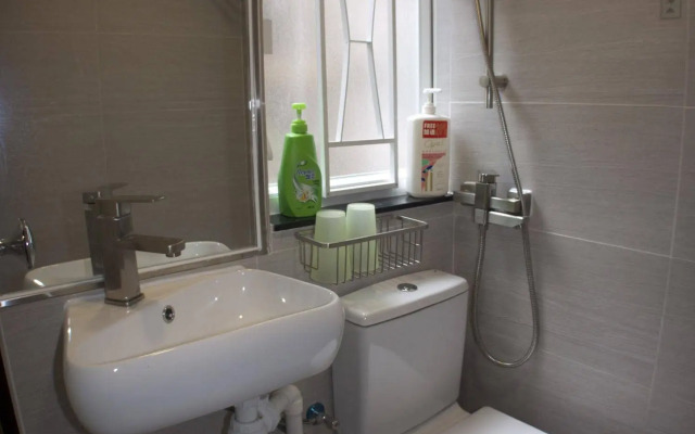 Mong King Hotel