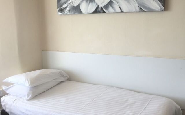 Adelphi Holiday Flats