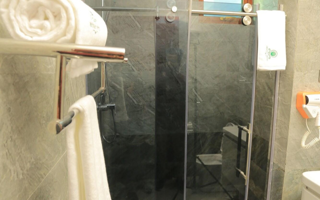 Obsidian Hotel