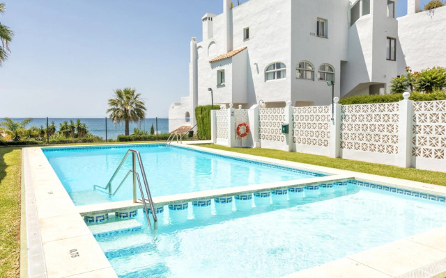 Front Sea View Penthouse