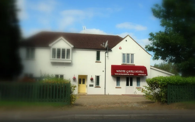 Whites Gates Hotel