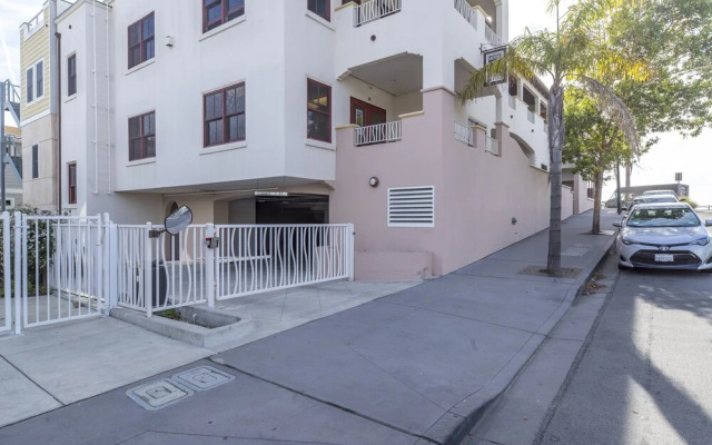 28 San Miguel 1 Bedroom Condo by Redawning