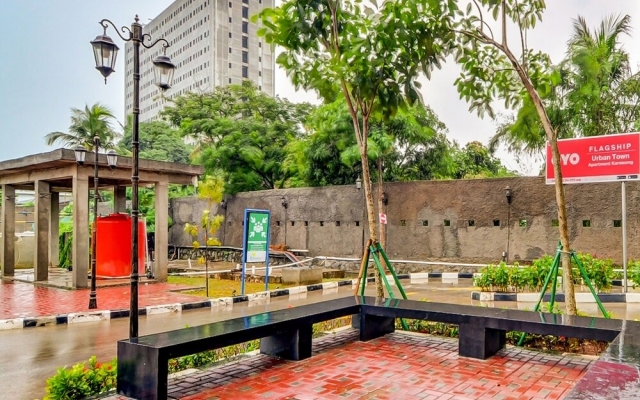 Super OYO Collection O 28 Urban Town Apartment Karawang