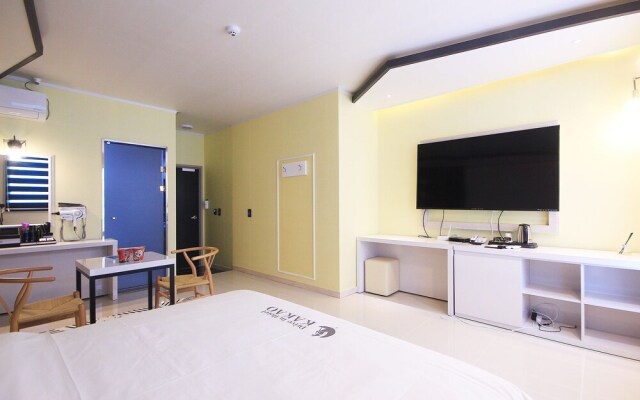 Iksan Kakao Self Check-in Motel