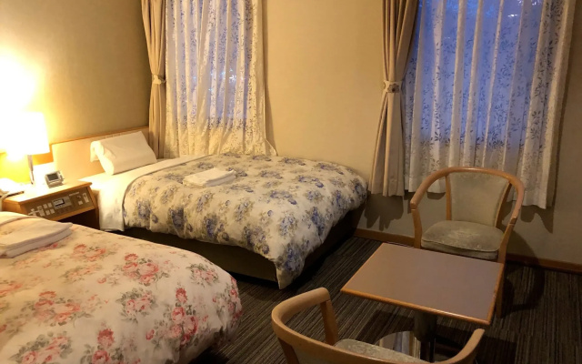 Center Hotel Mihara