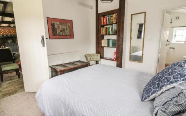 186 Clay Street, Eye