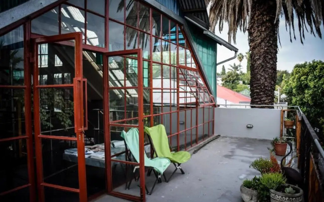 (Sub)urban retreat