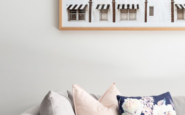 The Surry Apartments by Urban Rest