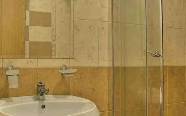 PMG Royal Sun Apartments