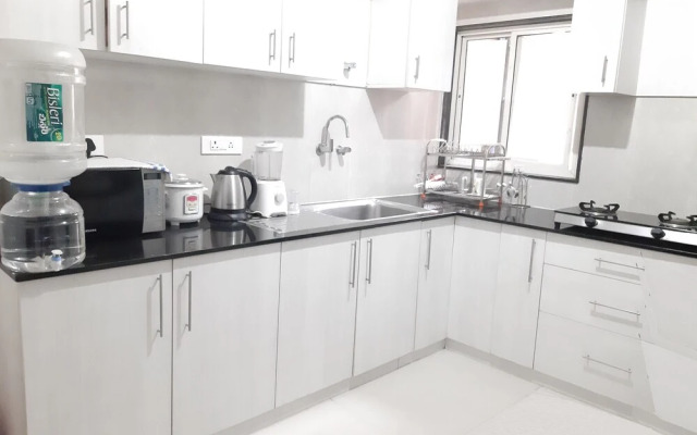 Smart Stay Service Apartment