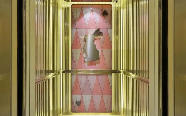 Orange Hotel (Shanghai Jiaotong University, Jiangchuan Road Metro Station)